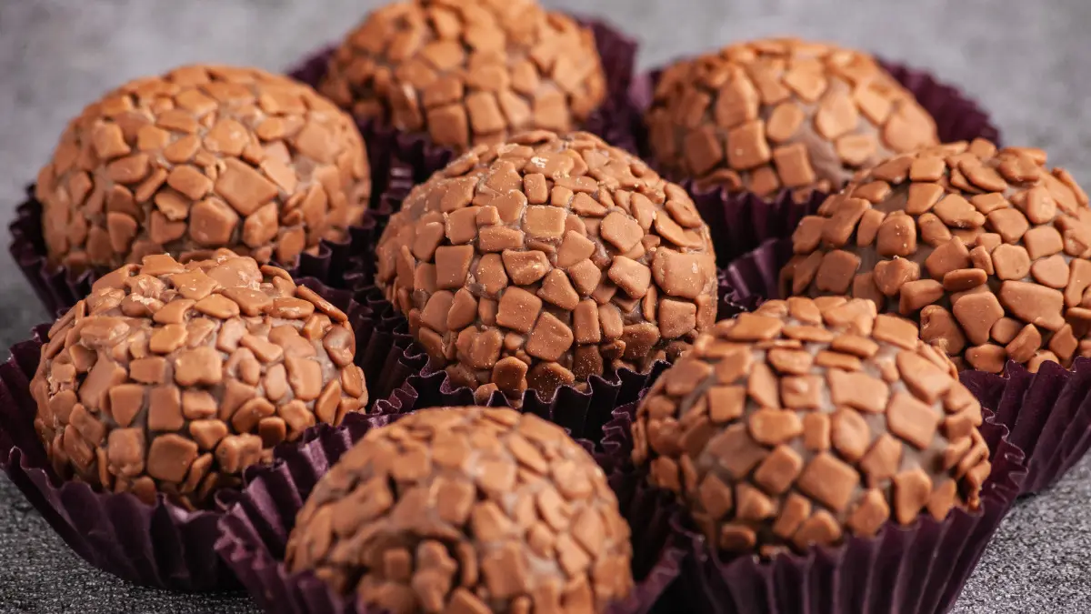 Brigadeiro O Doce Mais Querido Do Brasil Casa E Culinaria Brigadeiro O Doce Mais Querido Do Brasil Casa E Culinaria