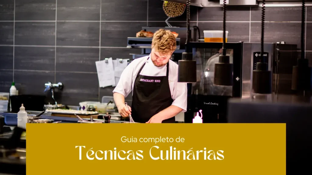 Chef ensinando técnicas culinárias