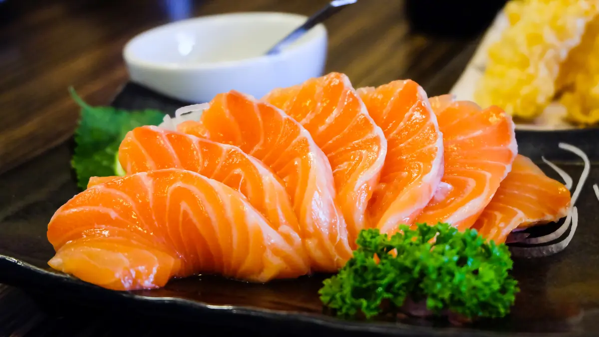 Sashimi laminado, um dos tipos de sushi