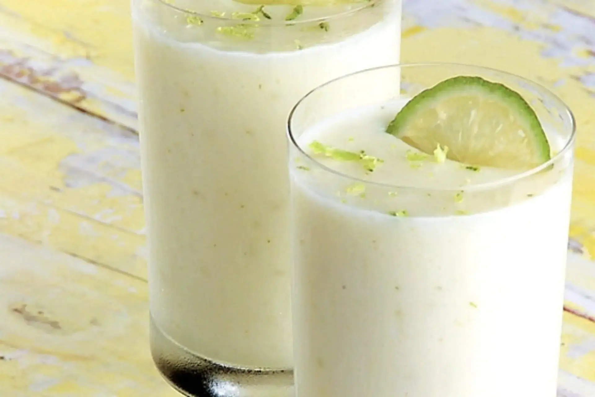 Limonada suíça: uma receita com leite condensado - Casa e Culinaria