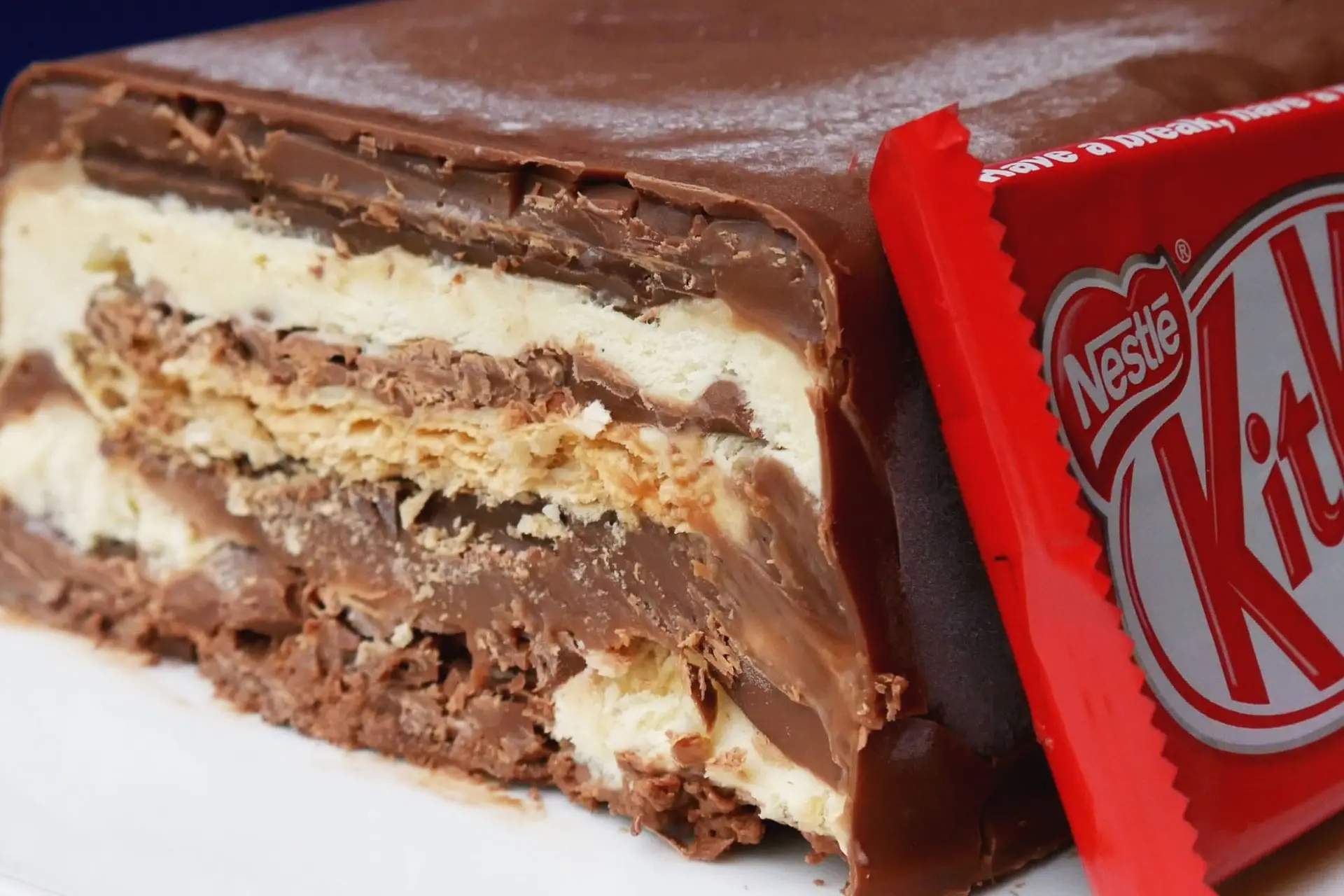 Torta gelada de kitkat