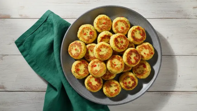 Salgadinho Fit de Batata-Doce com Frango e Queijo